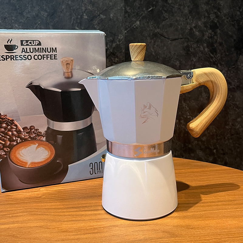 Moka Pot 3/6 kopjes - Italiaan - Hero Coffee Equipment recensie en prijs
