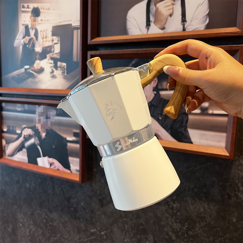 Moka Pot 3/6 kopjes - Italiaan - Hero Coffee Equipment recensie en prijs